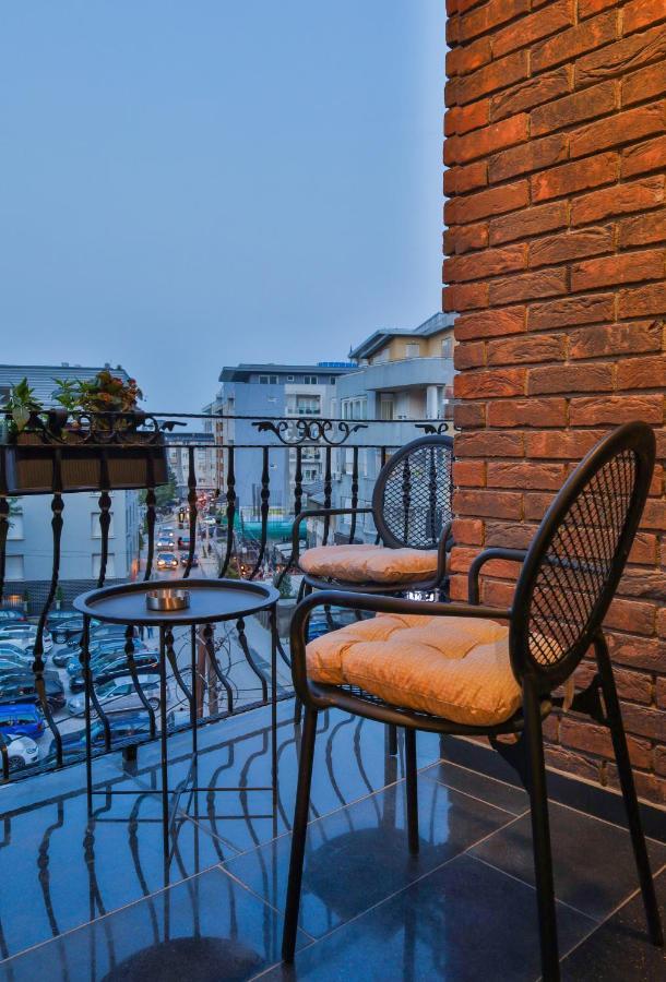 Benelux Hotel Печ Экстерьер фото